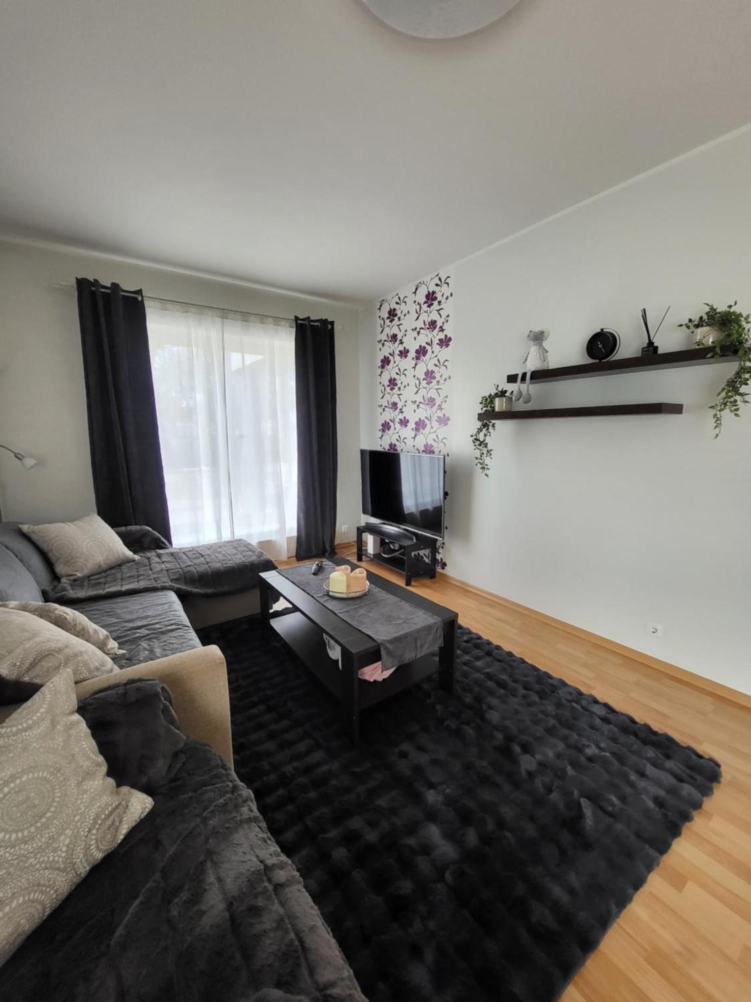 Long Holiday Apartment Kuressaare Exterior photo
